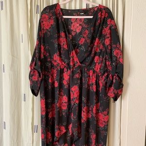 Torrid high low black and red rose tunic